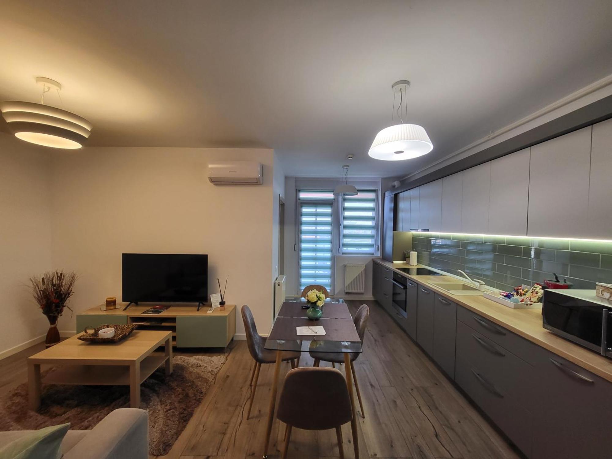 Stylish Stay - Premium - Free Parking & Central Location Oradea Eksteriør billede