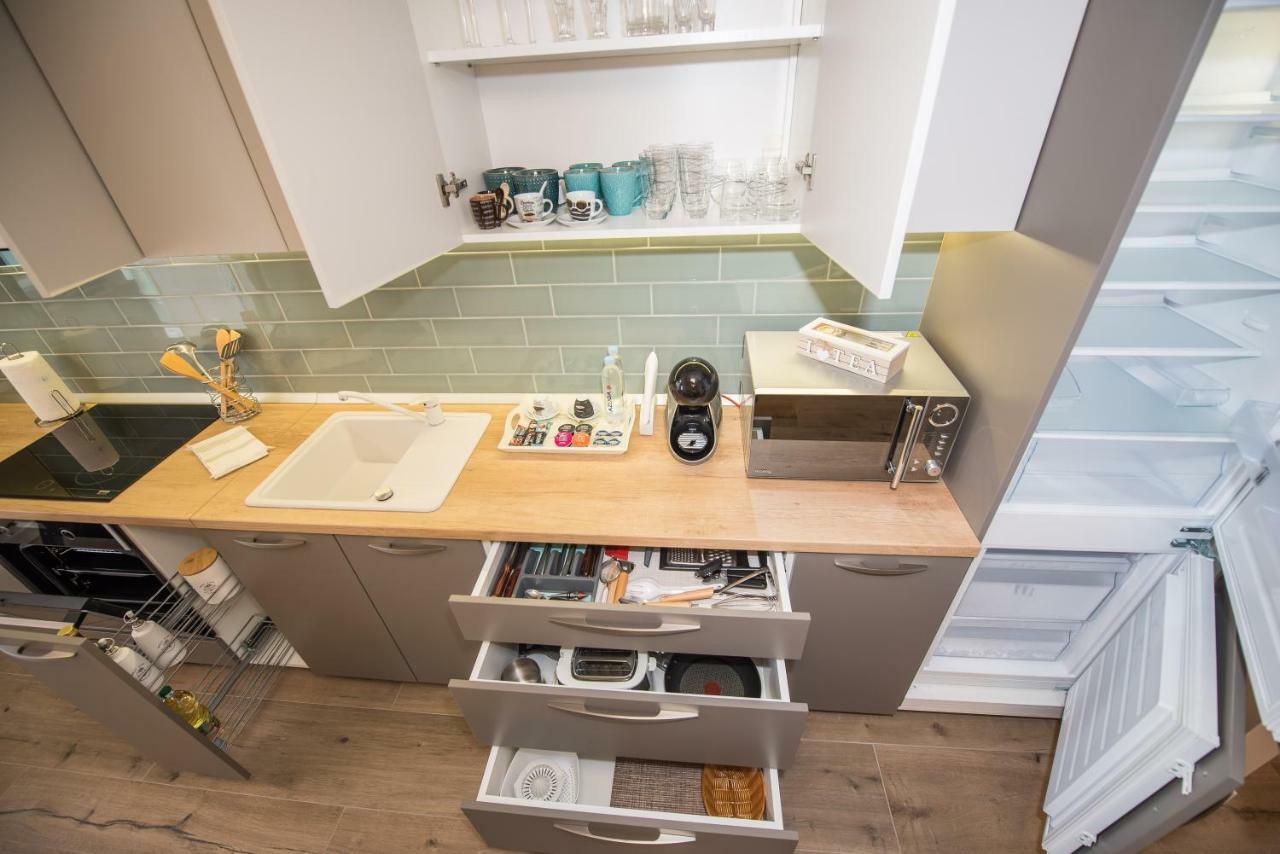Stylish Stay - Premium - Free Parking & Central Location Oradea Eksteriør billede