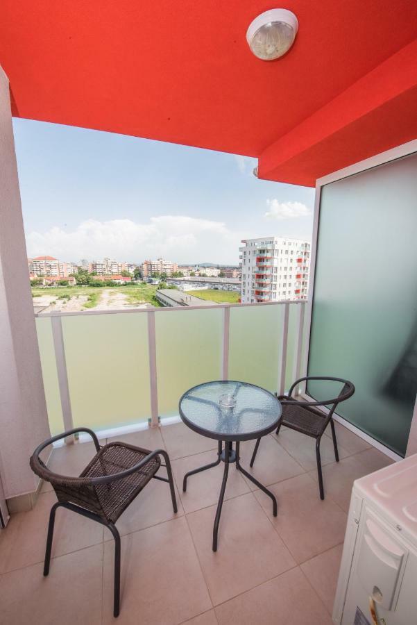 Stylish Stay - Premium - Free Parking & Central Location Oradea Eksteriør billede