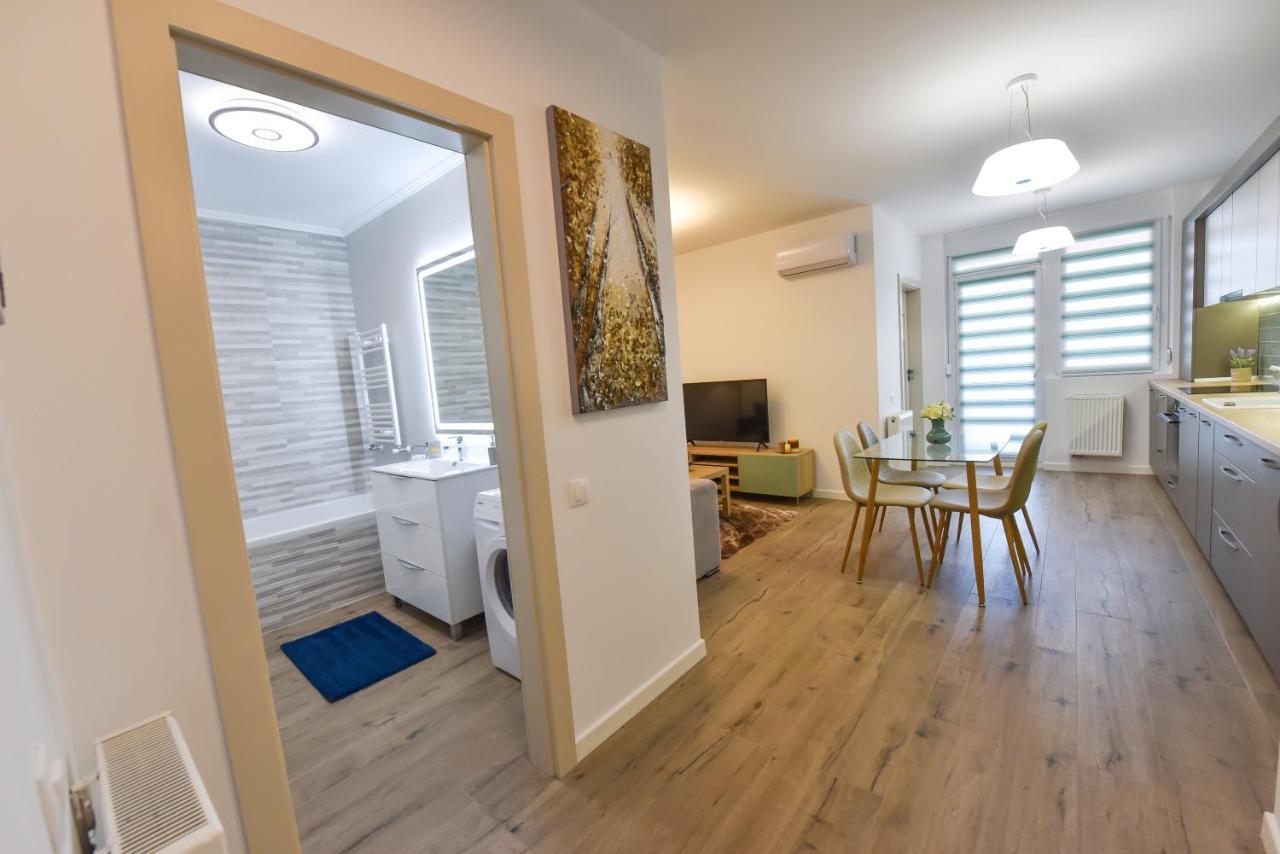 Stylish Stay - Premium - Free Parking & Central Location Oradea Eksteriør billede
