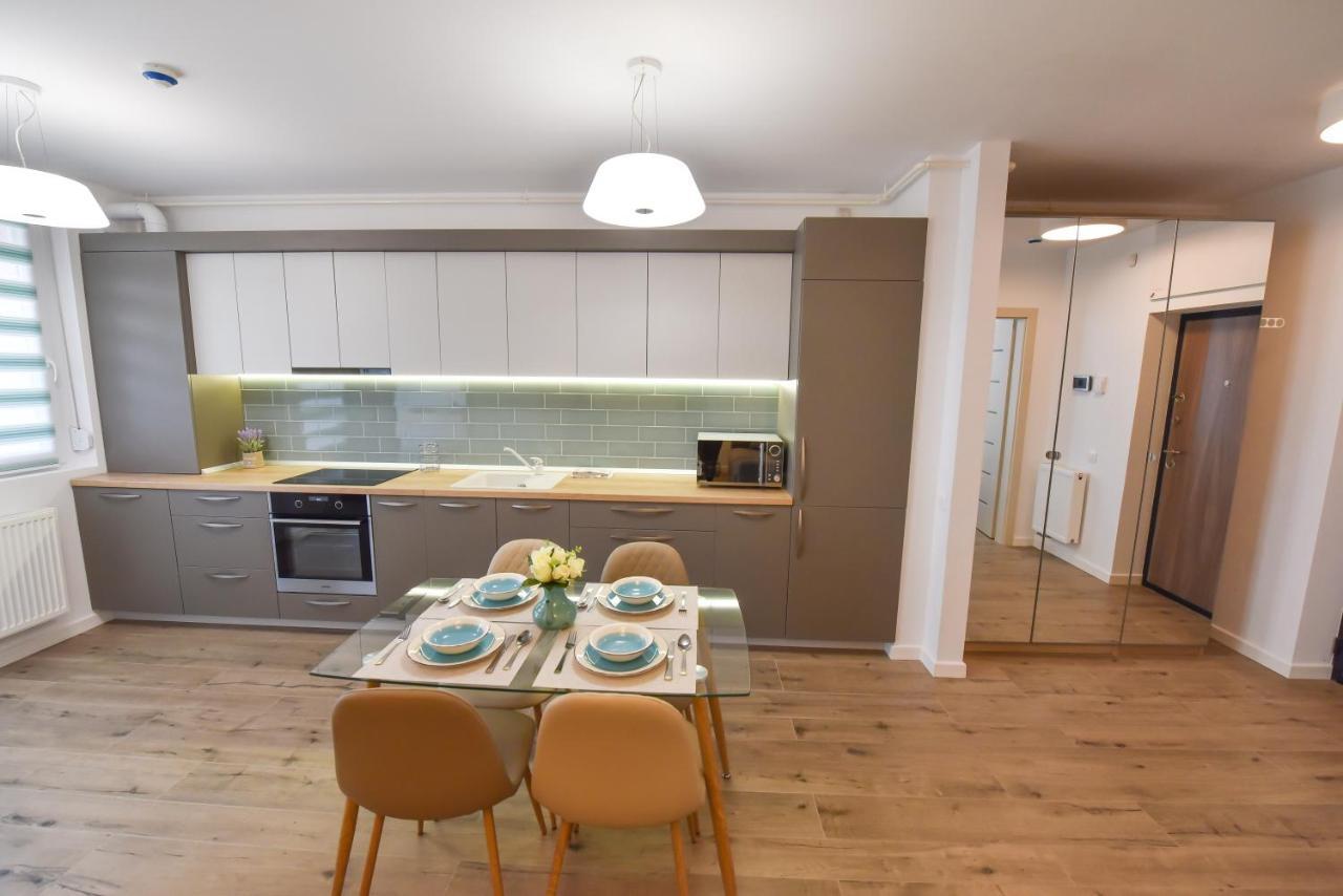 Stylish Stay - Premium - Free Parking & Central Location Oradea Eksteriør billede